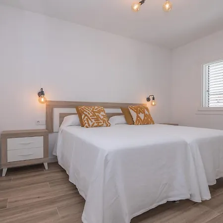 Вилла Rustika 1 - Rural Private Pool Villaverde By Holidays Ла-Олива